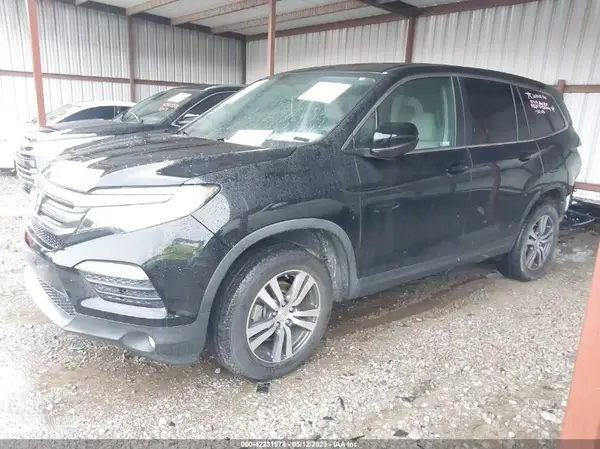 5FNYF6H39HB103045 2017 HONDA PILOT - Image 2