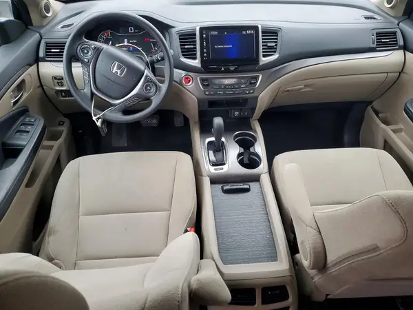 5FNYF6H39JB020415 2018 HONDA PILOT - Image 8