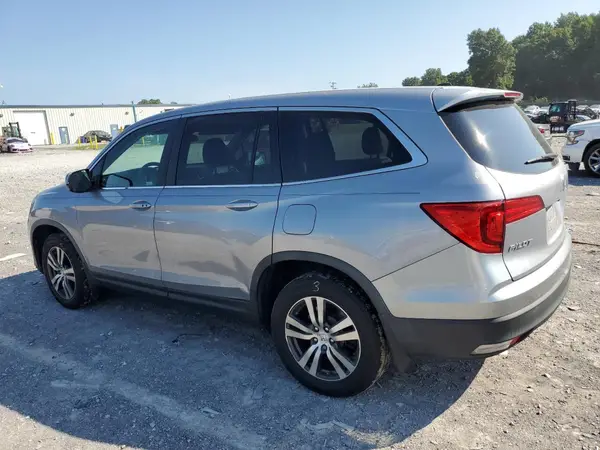 5FNYF6H39JB026313 2018 HONDA PILOT - Image 2