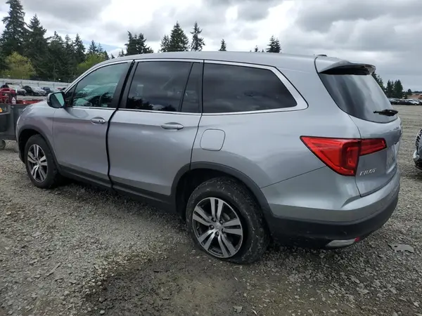 5FNYF6H39JB029034 2018 HONDA PILOT - Image 2
