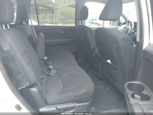 5FNYF6H39JB030328 2018 HONDA PILOT - Image 8