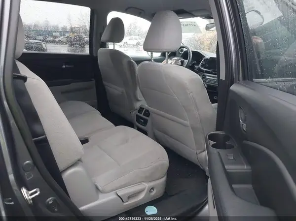 5FNYF6H39KB098064 2019 HONDA PILOT - Image 8