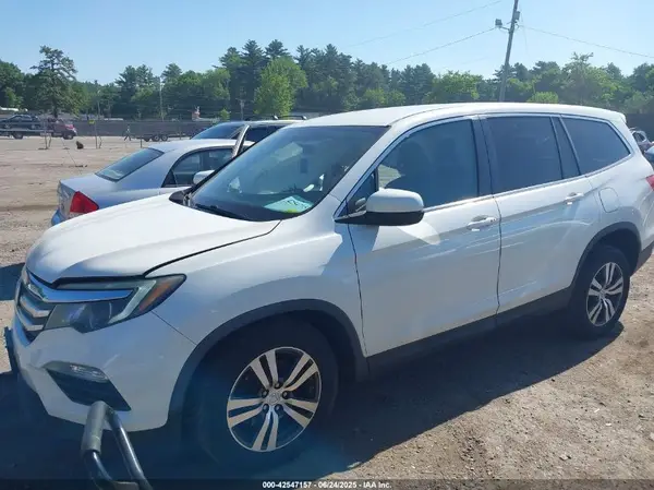 5FNYF6H3XGB003311 2016 HONDA PILOT - Image 2