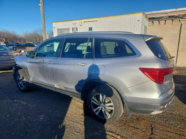 5FNYF6H3XGB128292 2016 HONDA PILOT - Image 2