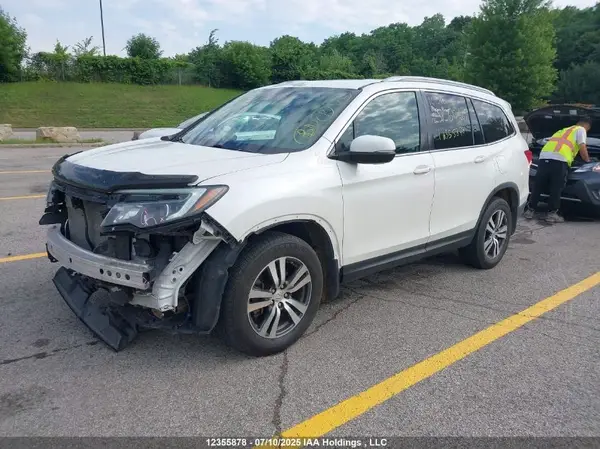 5FNYF6H3XGB501685 2016 HONDA PILOT - Image 2