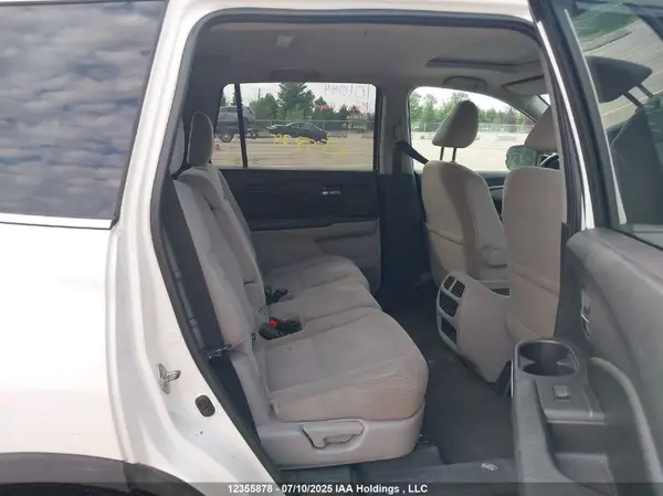 5FNYF6H3XGB501685 2016 HONDA PILOT - Image 8