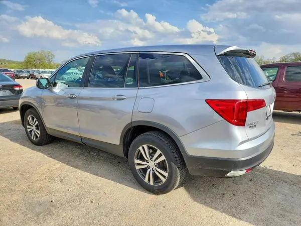 5FNYF6H3XHB078110 2017 HONDA PILOT - Image 2