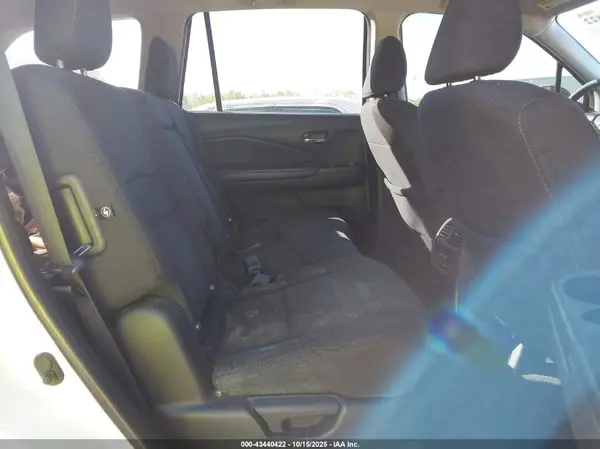 5FNYF6H3XHB104138 2017 HONDA PILOT - Image 8
