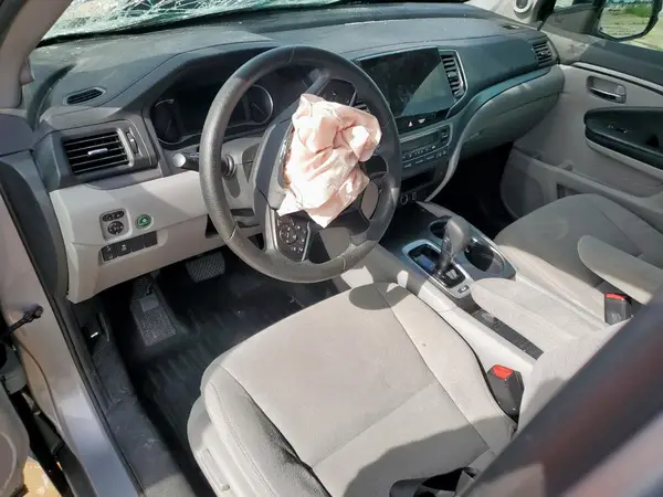 5FNYF6H3XKB027715 2019 HONDA PILOT - Image 8