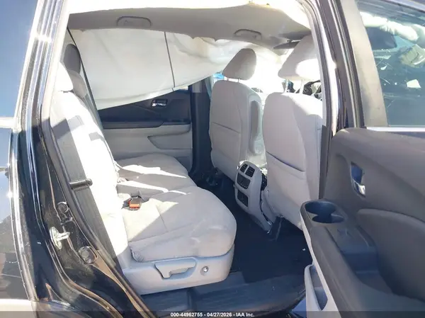 5FNYF6H3XKB071469 2019 HONDA PILOT - Image 8