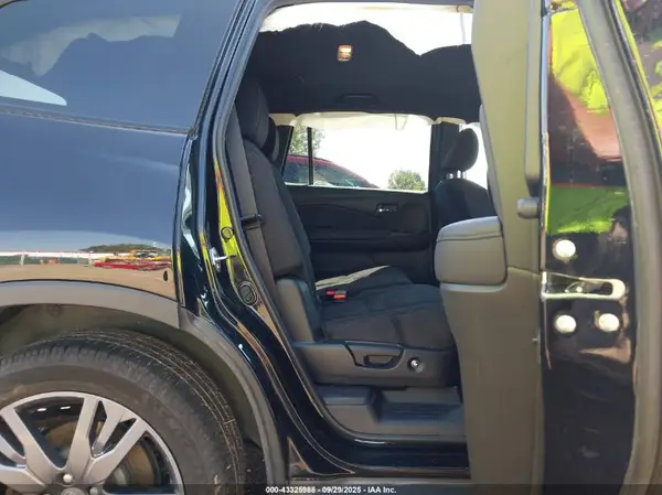 5FNYF6H3XNB078829 2022 HONDA PILOT - Image 8