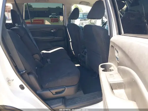 5FNYF6H40JB051092 2018 HONDA PILOT - Image 8