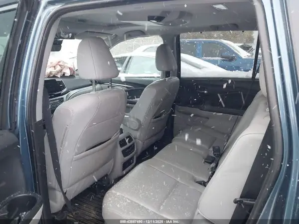 5FNYF6H40KB020555 2019 HONDA PILOT - Image 8