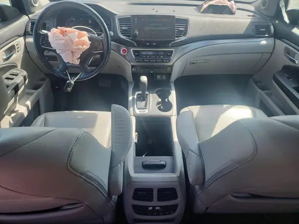 5FNYF6H43KB020548 2019 HONDA PILOT - Image 8