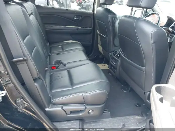 5FNYF6H43KB023112 2019 HONDA PILOT - Image 8