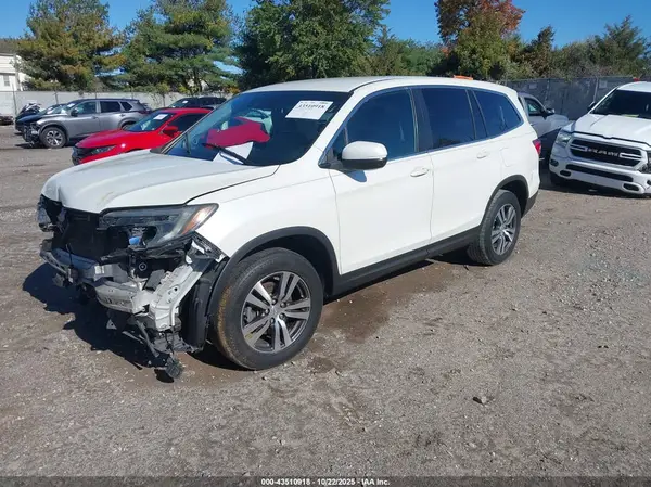 5FNYF6H45HB022312 2017 HONDA PILOT - Image 2
