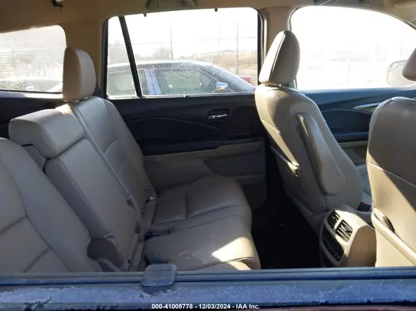 5FNYF6H45KB036587 2019 HONDA PILOT - Image 8