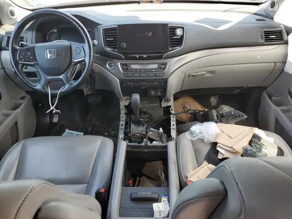 5FNYF6H45KB046696 2019 HONDA PILOT - Image 8