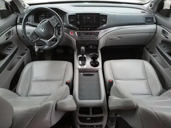 5FNYF6H46KB011519 2019 HONDA PILOT - Image 8