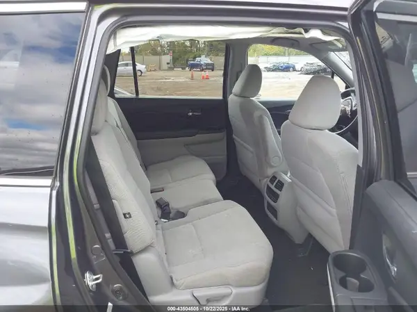 5FNYF6H47GB030894 2016 HONDA PILOT - Image 8