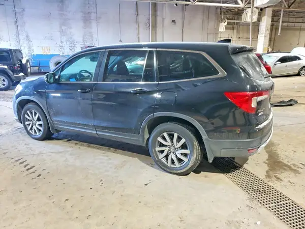 5FNYF6H47KB019810 2019 HONDA PILOT - Image 2