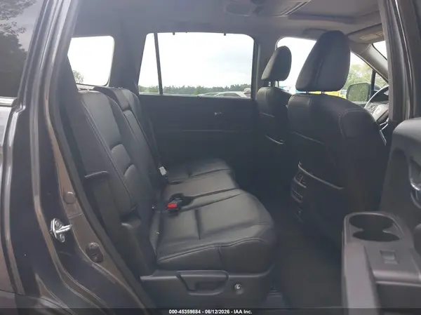 5FNYF6H48KB024594 2019 HONDA PILOT - Image 8