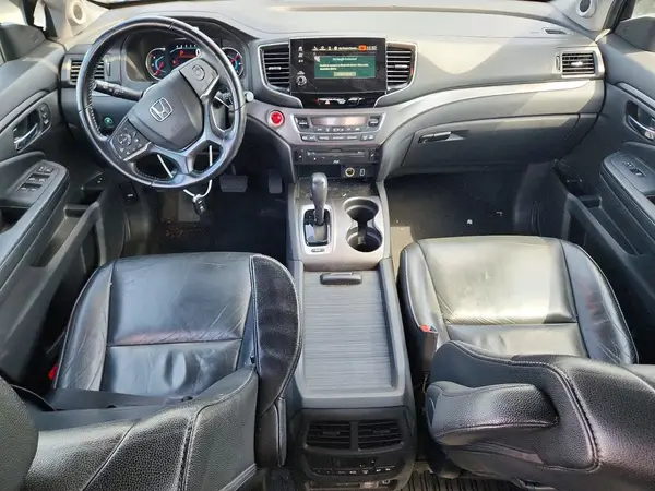 5FNYF6H48KB033456 2019 HONDA PILOT - Image 8