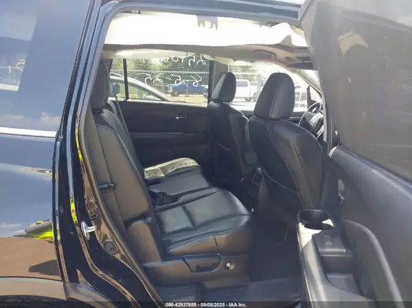 5FNYF6H48KB088697 2019 HONDA PILOT - Image 8