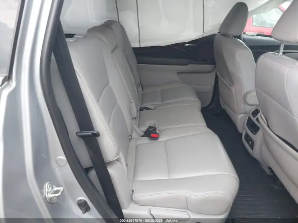 5FNYF6H49KB022028 2019 HONDA PILOT - Image 8