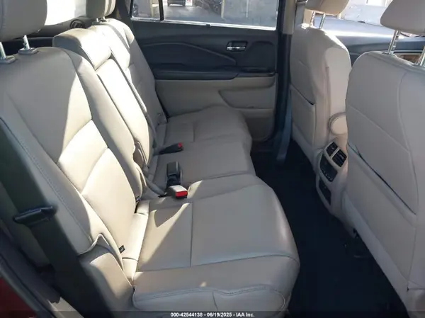 5FNYF6H49KB028959 2019 HONDA PILOT - Image 8