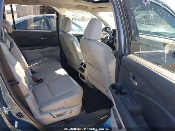 5FNYF6H50GB045942 2016 HONDA PILOT - Image 8