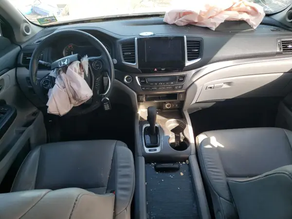 5FNYF6H50HB010173 2017 HONDA PILOT - Image 8