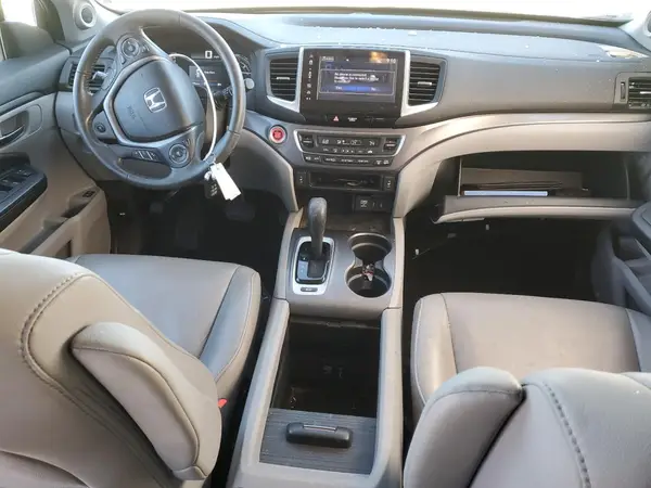5FNYF6H50HB012943 2017 HONDA PILOT - Image 8