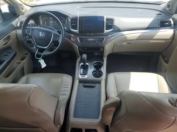 5FNYF6H50HB019312 2017 HONDA PILOT - Image 8