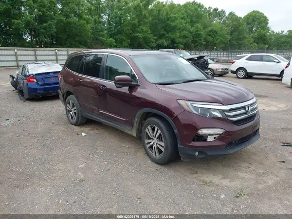 5FNYF6H50HB027670 2017 HONDA PILOT - Image 1