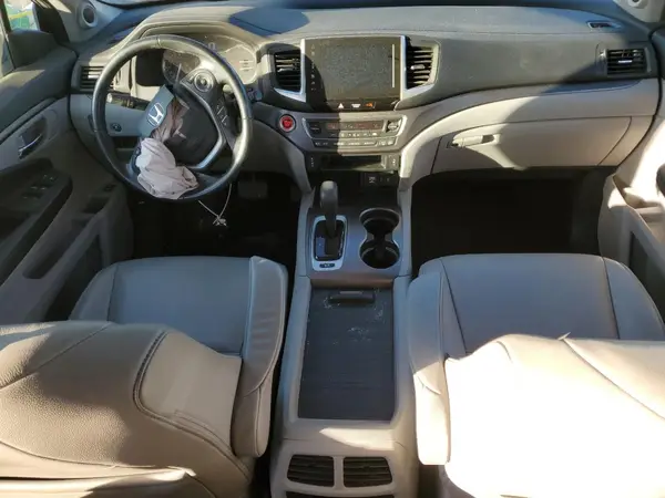 5FNYF6H50HB031041 2017 HONDA PILOT - Image 8