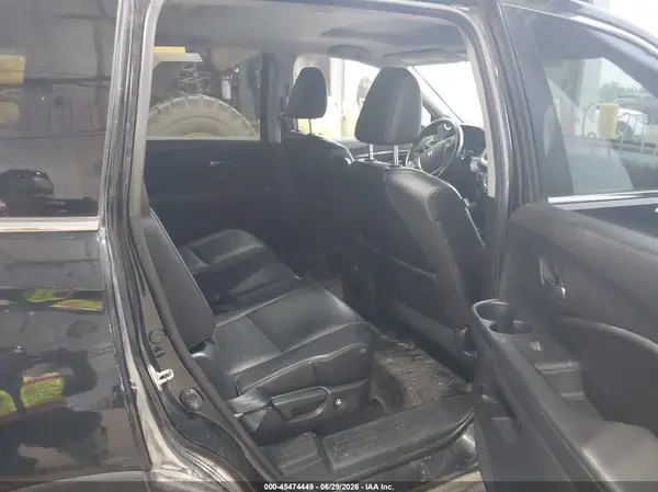 5FNYF6H50HB032920 2017 HONDA PILOT - Image 8