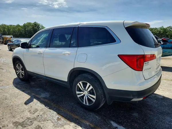 5FNYF6H50HB033453 2017 HONDA PILOT - Image 2