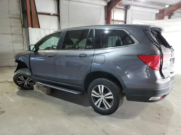 5FNYF6H50HB038135 2017 HONDA PILOT - Image 2