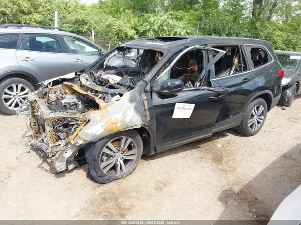 5FNYF6H50HB038524 2017 HONDA PILOT - Image 2
