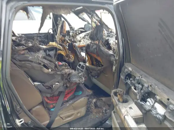 5FNYF6H50HB038524 2017 HONDA PILOT - Image 8