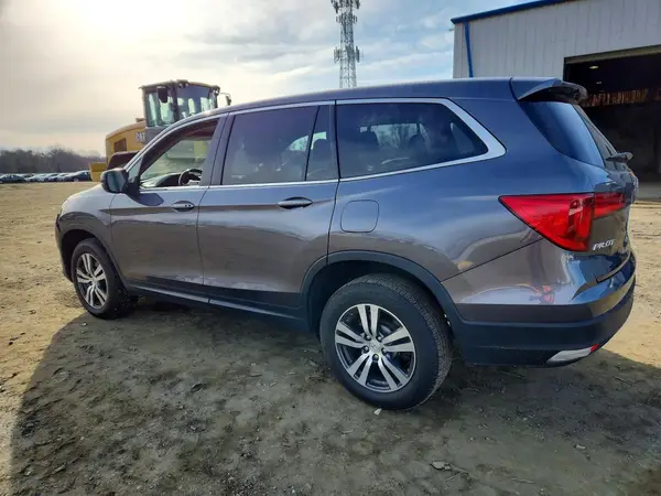 5FNYF6H50HB040743 2017 HONDA PILOT - Image 2