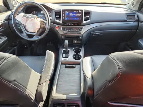5FNYF6H50HB040743 2017 HONDA PILOT - Image 8