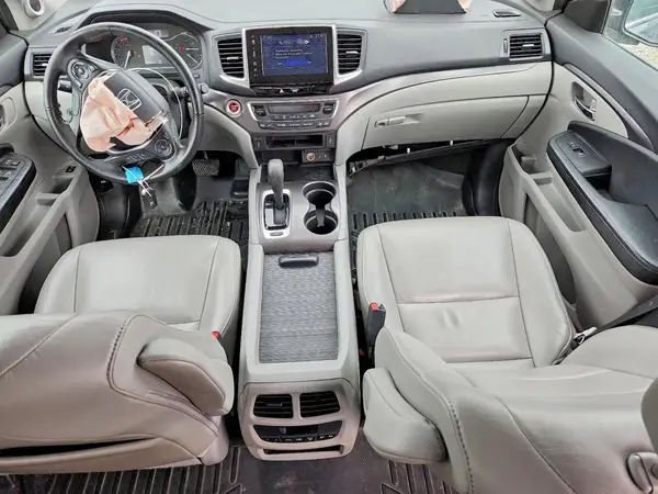 5FNYF6H50HB043495 2017 HONDA PILOT - Image 8