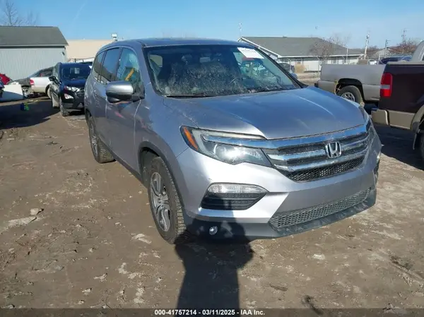 5FNYF6H50HB059096 2017 HONDA PILOT - Image 1