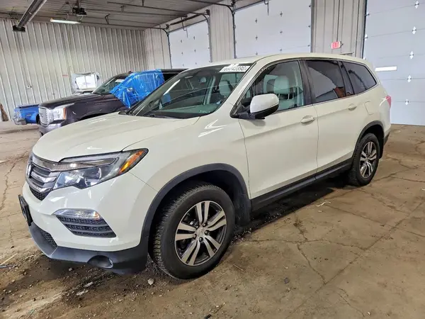 5FNYF6H50HB061494 2017 HONDA PILOT - Image 1
