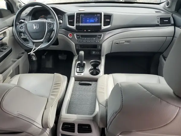 5FNYF6H50HB062399 2017 HONDA PILOT - Image 8
