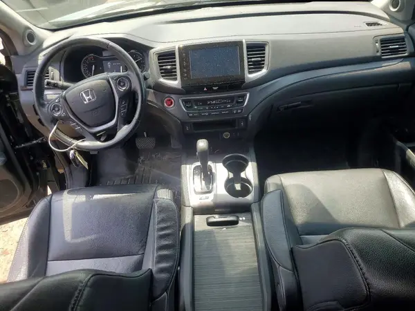5FNYF6H50HB064203 2017 HONDA PILOT - Image 8