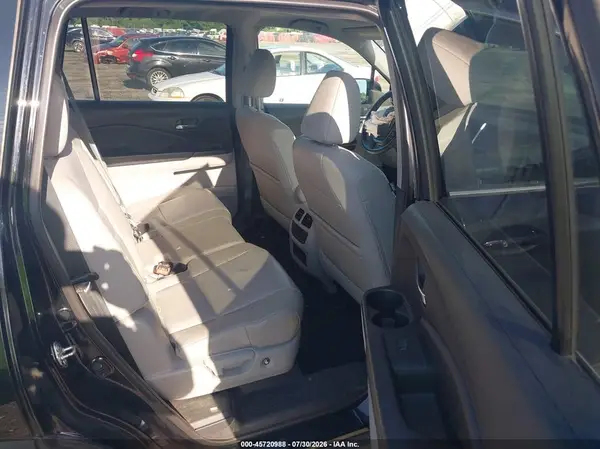 5FNYF6H50HB073029 2017 HONDA PILOT - Image 8