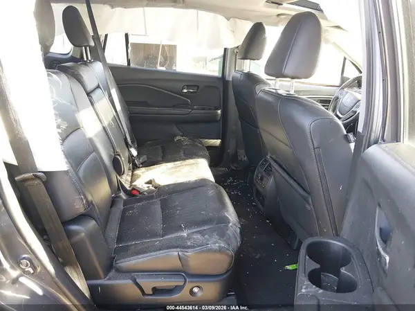5FNYF6H50HB078859 2017 HONDA PILOT - Image 8